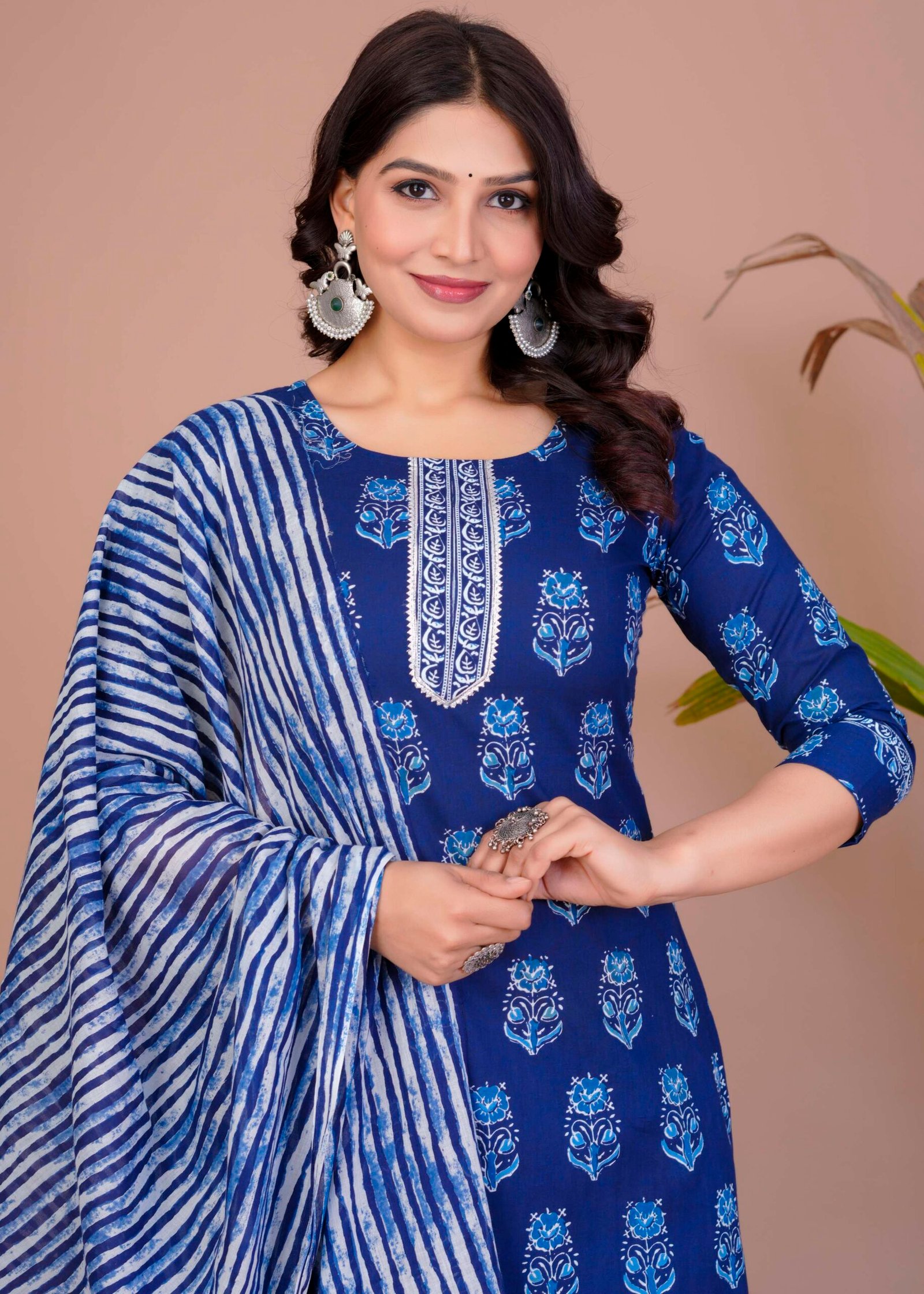 Women's Blue Cotton Printed Straight Kurti with Pant & Dupatta Set - Image 5