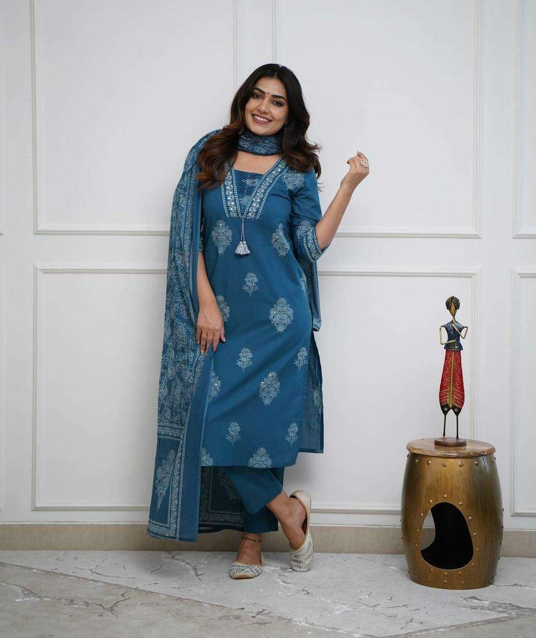Women's Cotton Printed Straight Kurti with pant and Dupatta Set - Image 2